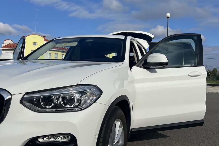 Продам BMW X3 G01 2018 года в Киеве