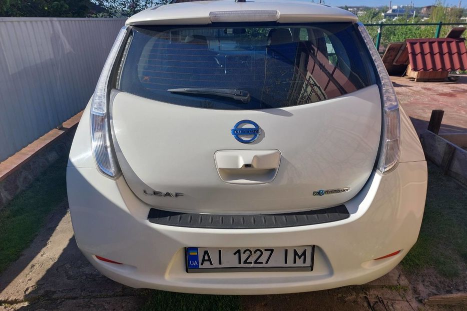 Продам Nissan Leaf 2016 года в Киеве