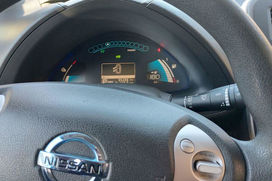 Продам Nissan Leaf 2016 года в Киеве