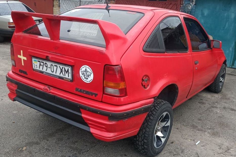 Продам Opel Kadett купе 1987 года в Киеве