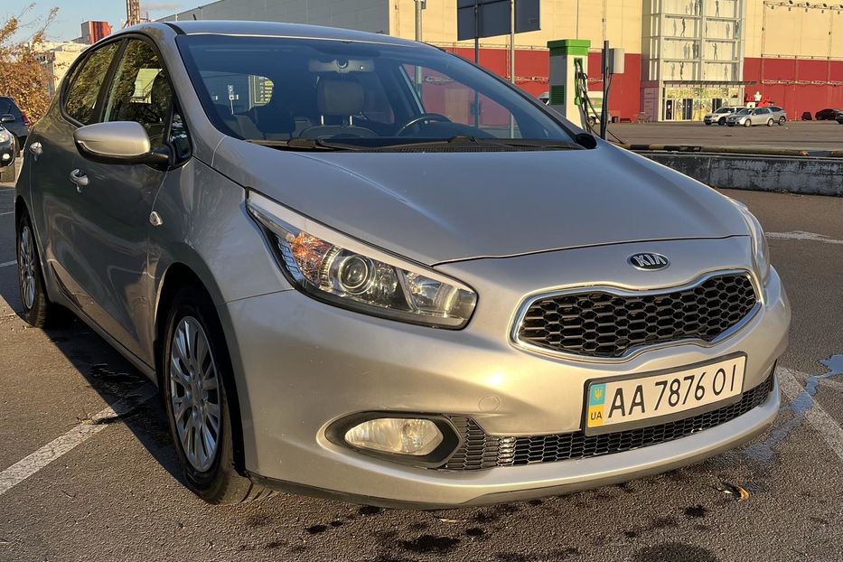 Продам Kia Ceed 2013 года в Киеве