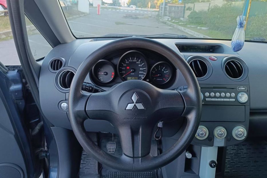 Продам Mitsubishi Colt 2005 года в Киеве