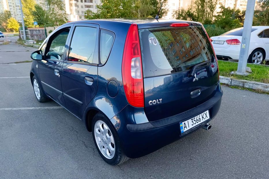 Продам Mitsubishi Colt 2005 года в Киеве