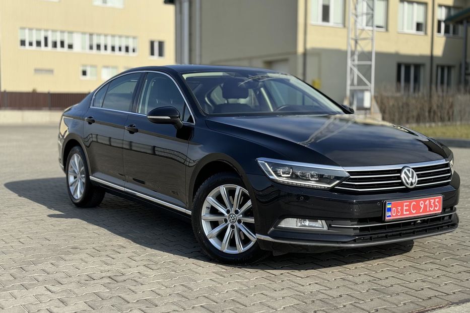 Продам Volkswagen Passat B8 HighLine 2018 года в Луцке