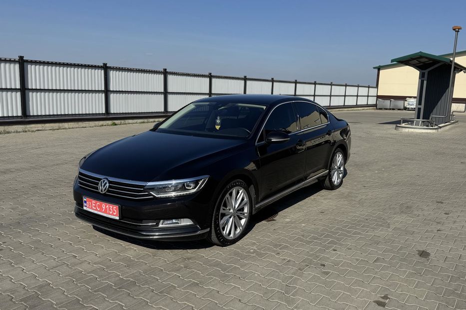 Продам Volkswagen Passat B8 HighLine 2018 года в Луцке