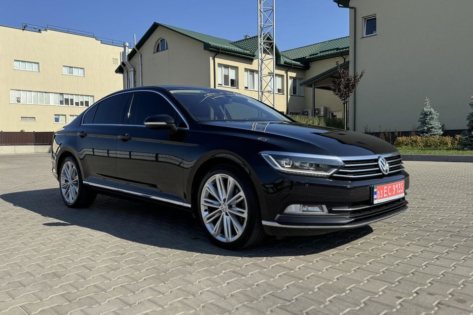 Продам Volkswagen Passat B8 HighLine 2018 года в Луцке