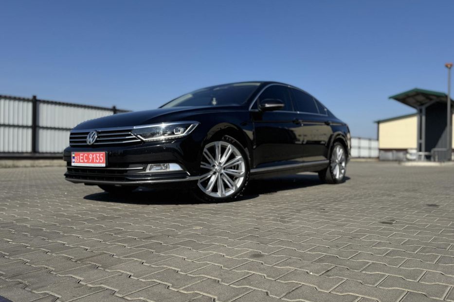 Продам Volkswagen Passat B8 HighLine 2018 года в Луцке