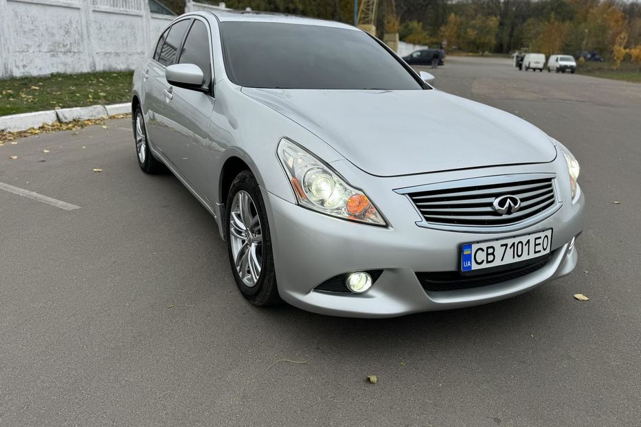 Продам Infiniti G25 2012 года в Киеве