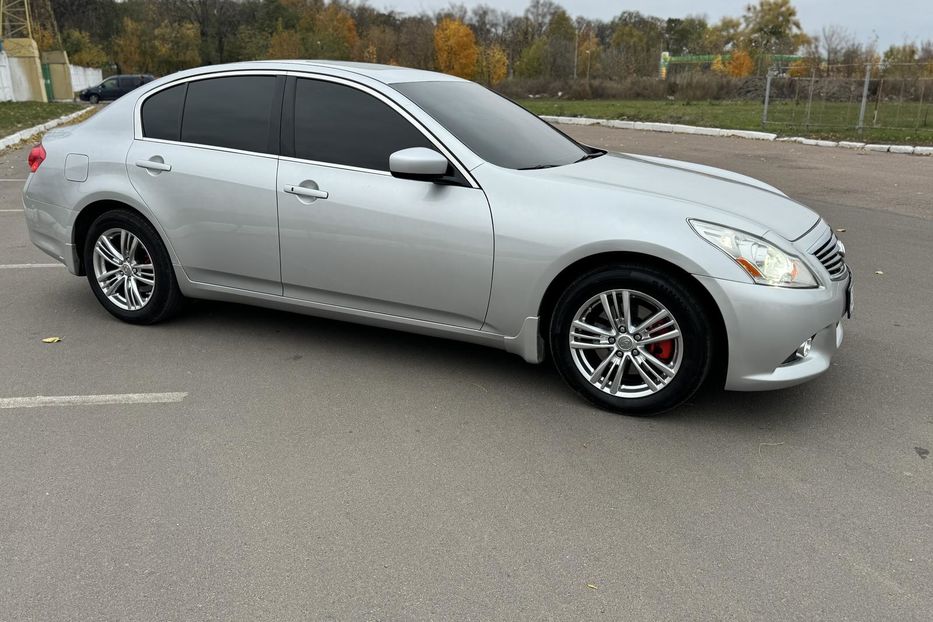 Продам Infiniti G25 2012 года в Киеве