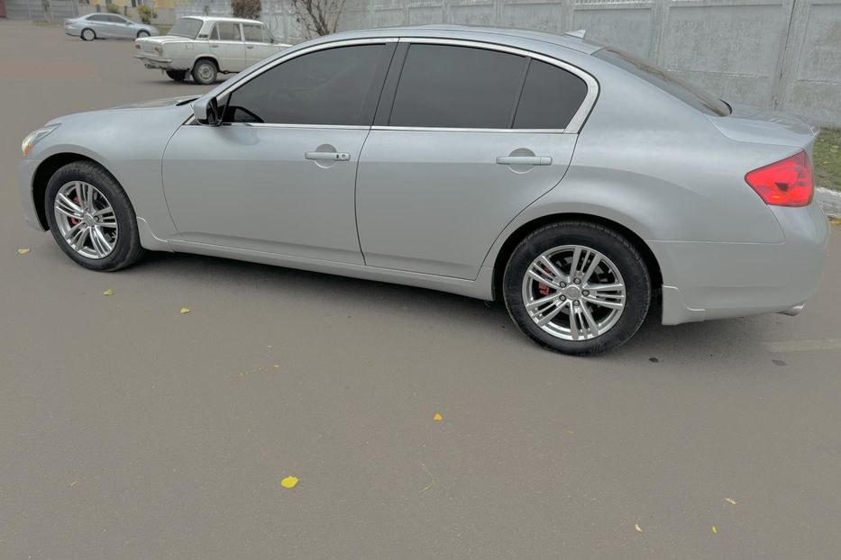 Продам Infiniti G25 2012 года в Киеве