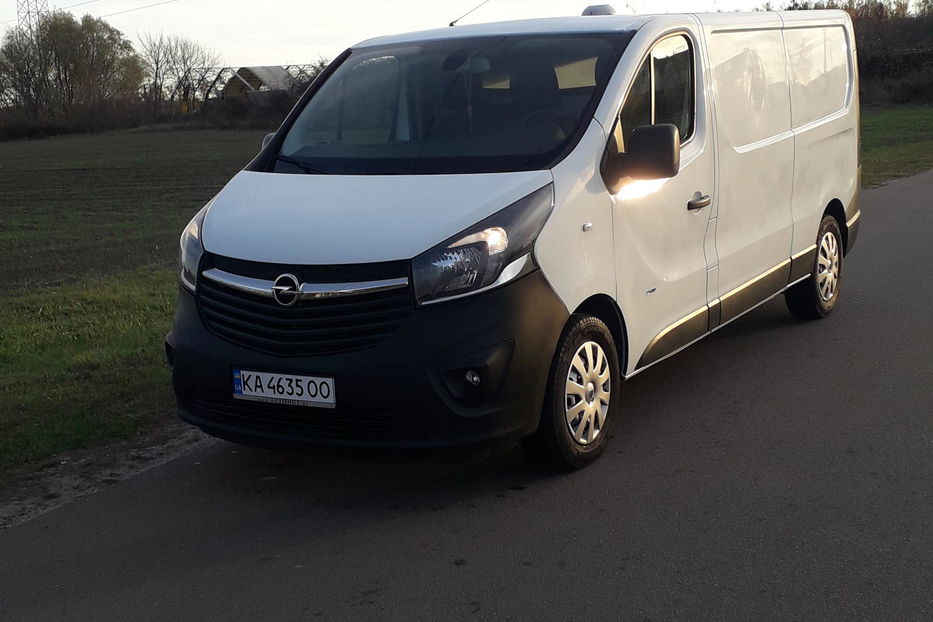 Продам Opel Vivaro груз. 2017 года в Киеве