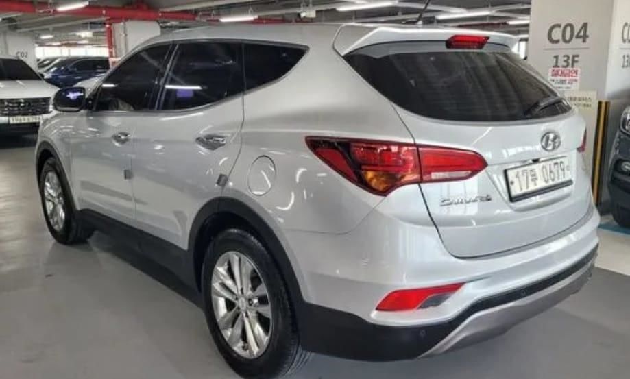 Продам Hyundai Santa FE 2.0D 2015 года в Киеве