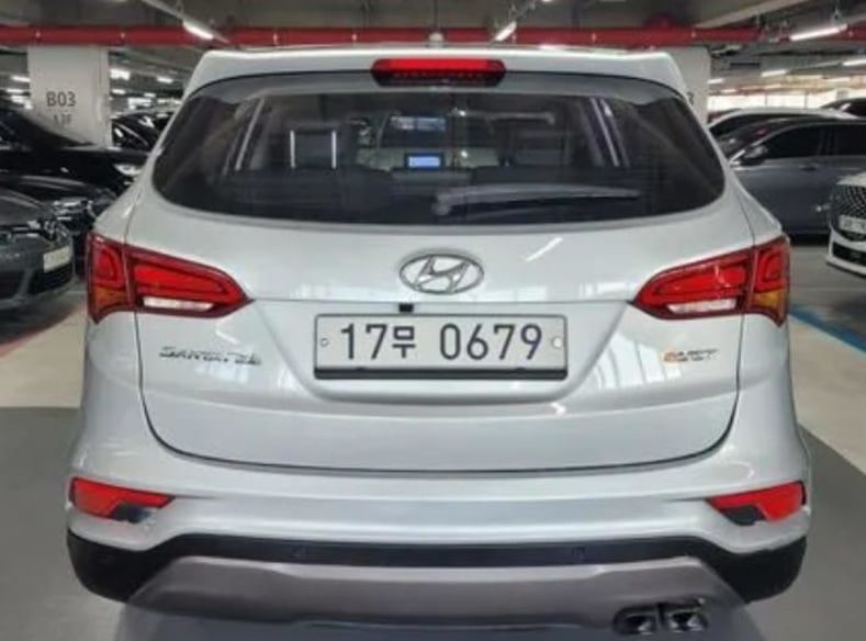 Продам Hyundai Santa FE 2.0D 2015 года в Киеве