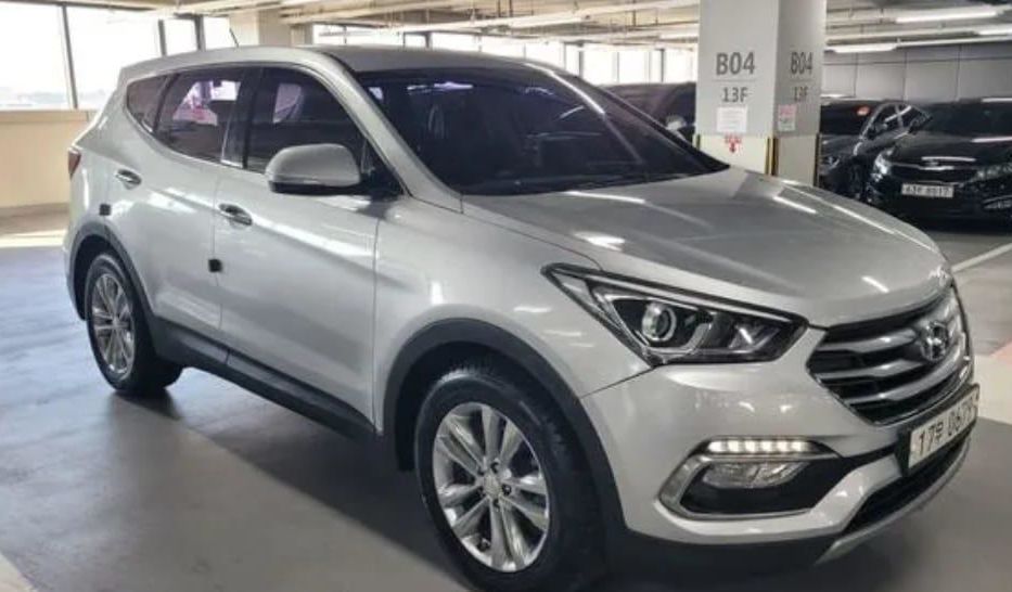 Продам Hyundai Santa FE 2.0D 2015 года в Киеве