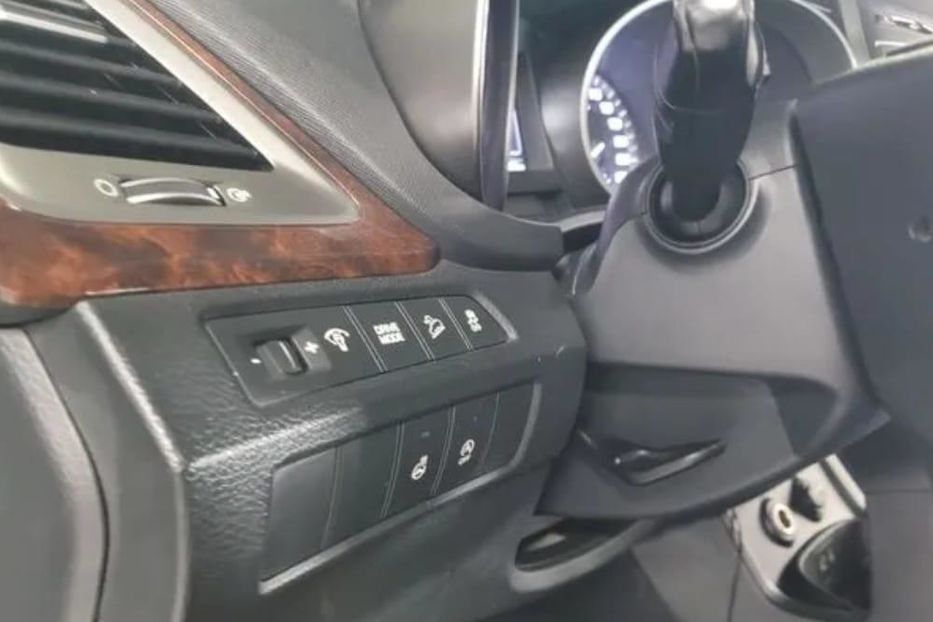 Продам Hyundai Santa FE 2.0D 2015 года в Киеве