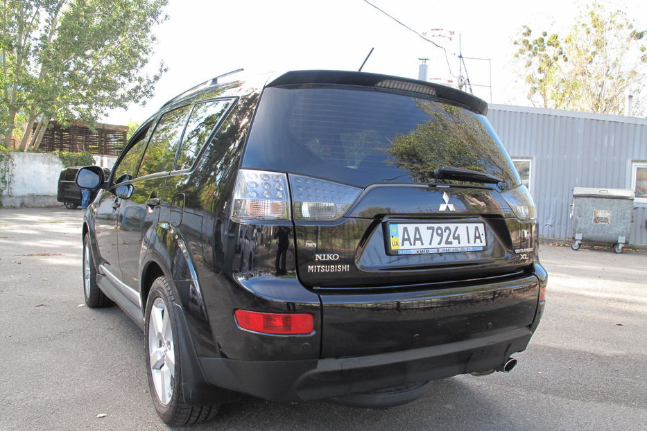 Продам Mitsubishi Outlander XL AWD 2008 года в Киеве