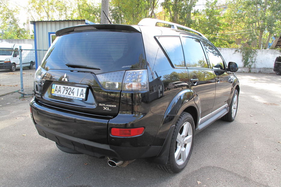 Продам Mitsubishi Outlander XL AWD 2008 года в Киеве