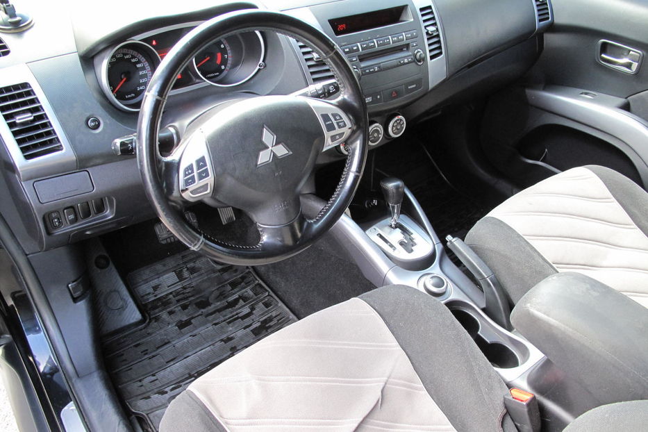 Продам Mitsubishi Outlander XL AWD 2008 года в Киеве