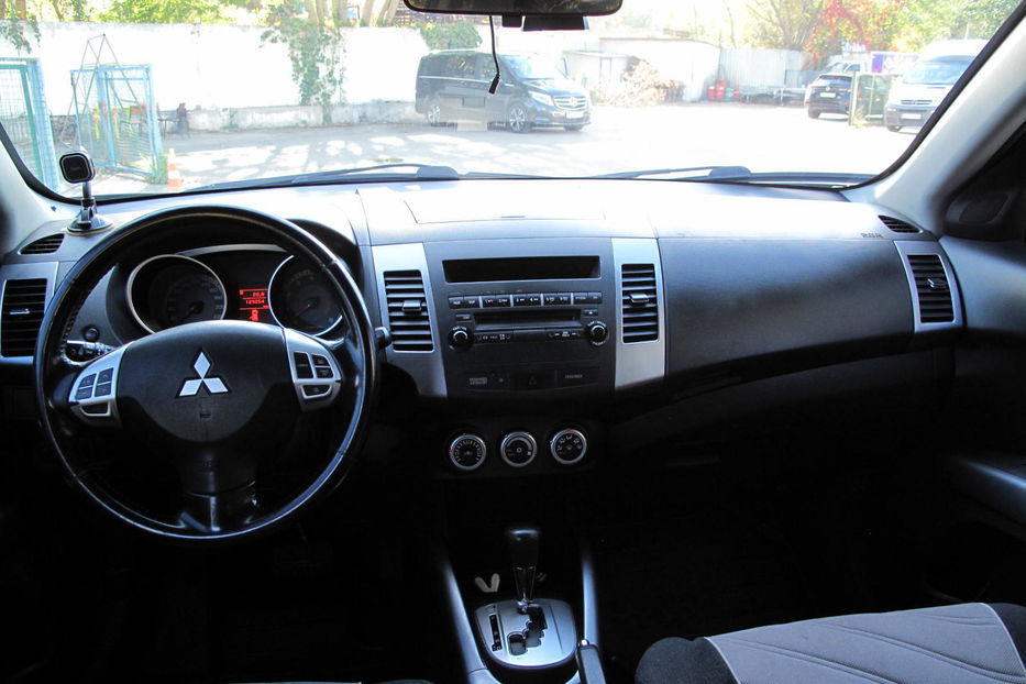 Продам Mitsubishi Outlander XL AWD 2008 года в Киеве