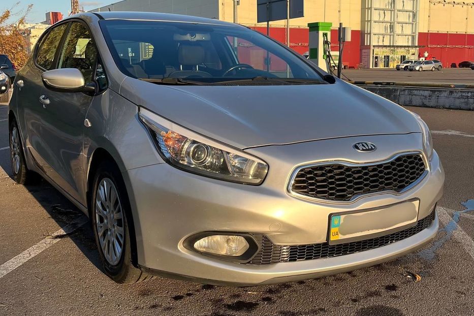 Продам Kia Ceed 2013 года в Киеве