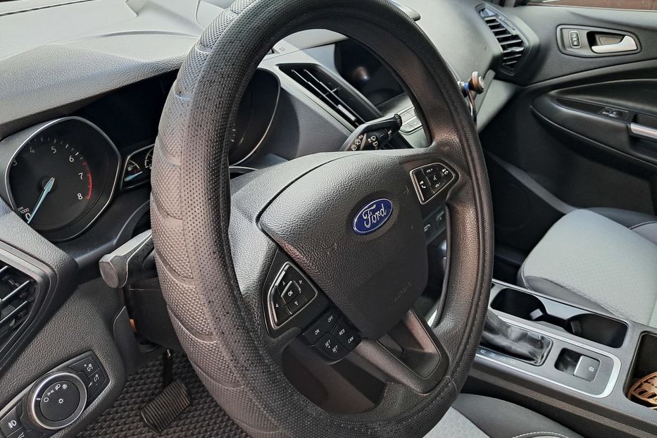 Продам Ford Escape SE EcoBoost 2019 года в г. Гайсин, Винницкая область