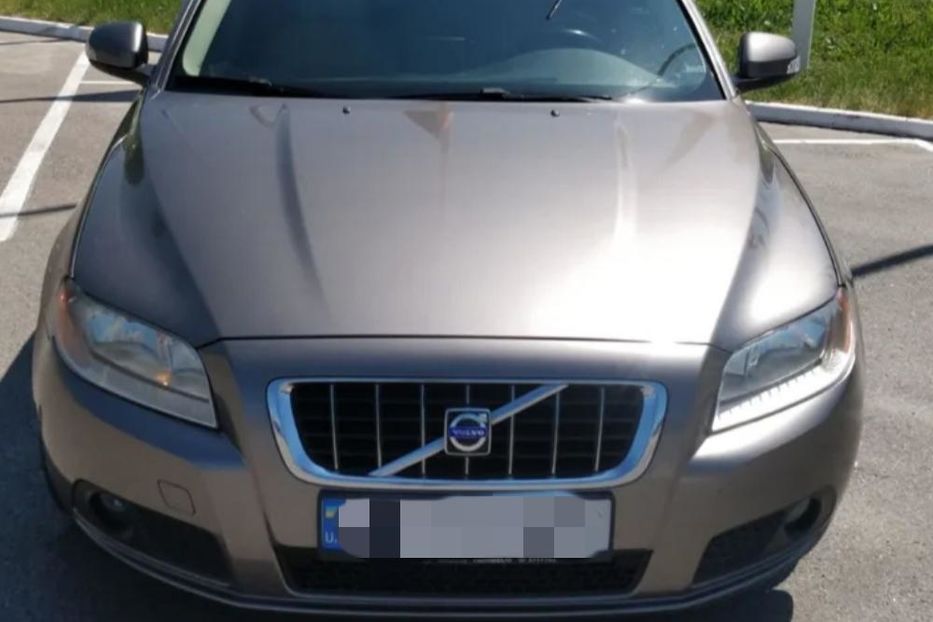 Продам Volvo V70 2008 года в Житомире