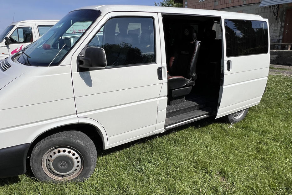 Продам Volkswagen T4 (Transporter) пасс. 2001 года в Ровно