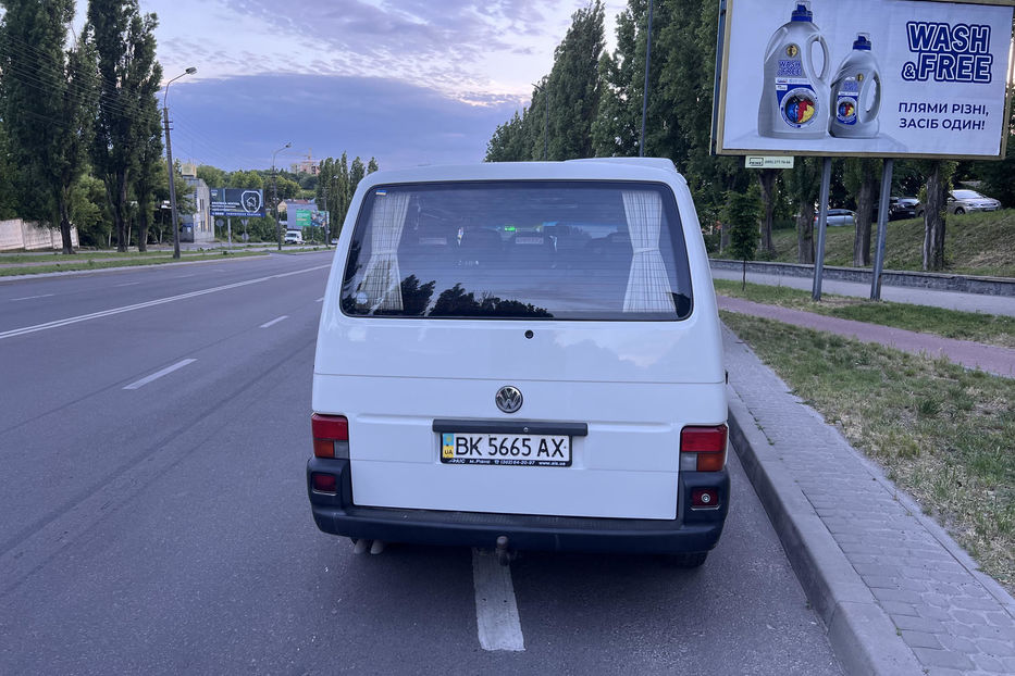 Продам Volkswagen T4 (Transporter) пасс. 2001 года в Ровно