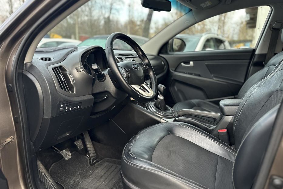 Продам Kia Sportage 2011 года в Луцке