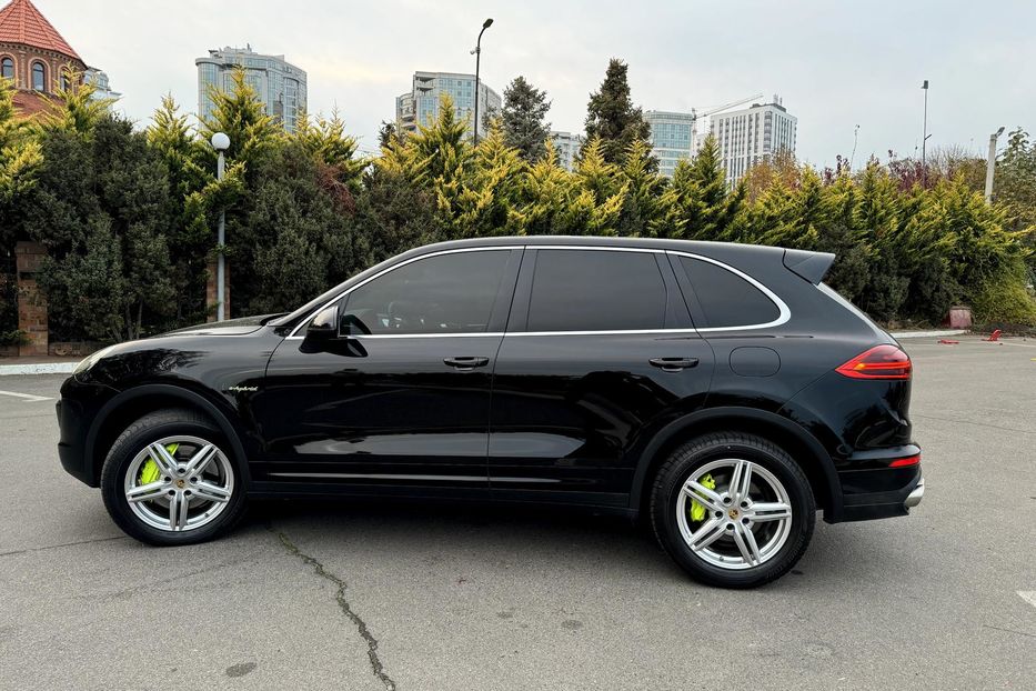 Продам Porsche Cayenne 2016 года в Одессе