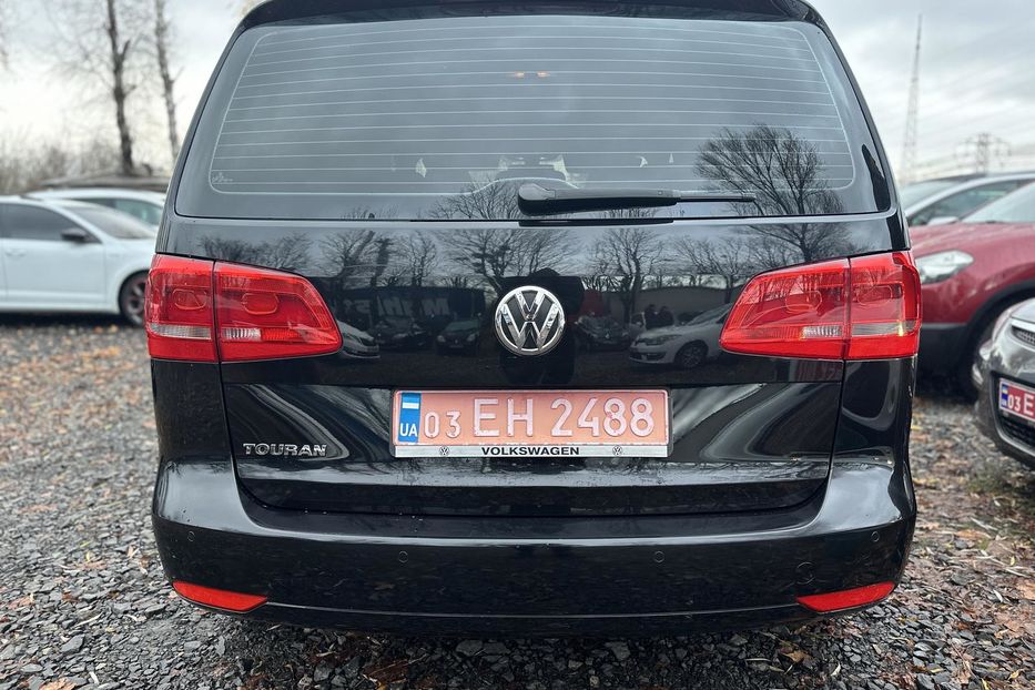 Продам Volkswagen Touran 2011 года в Луцке