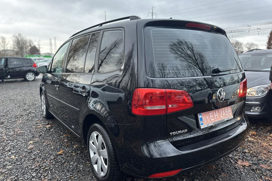 Продам Volkswagen Touran 2011 года в Луцке