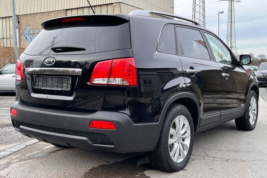 Продам Kia Sorento 2011 года в Киеве