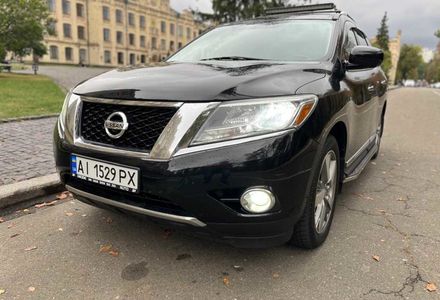 Продам Nissan Pathfinder Platinum 2013 года в Киеве