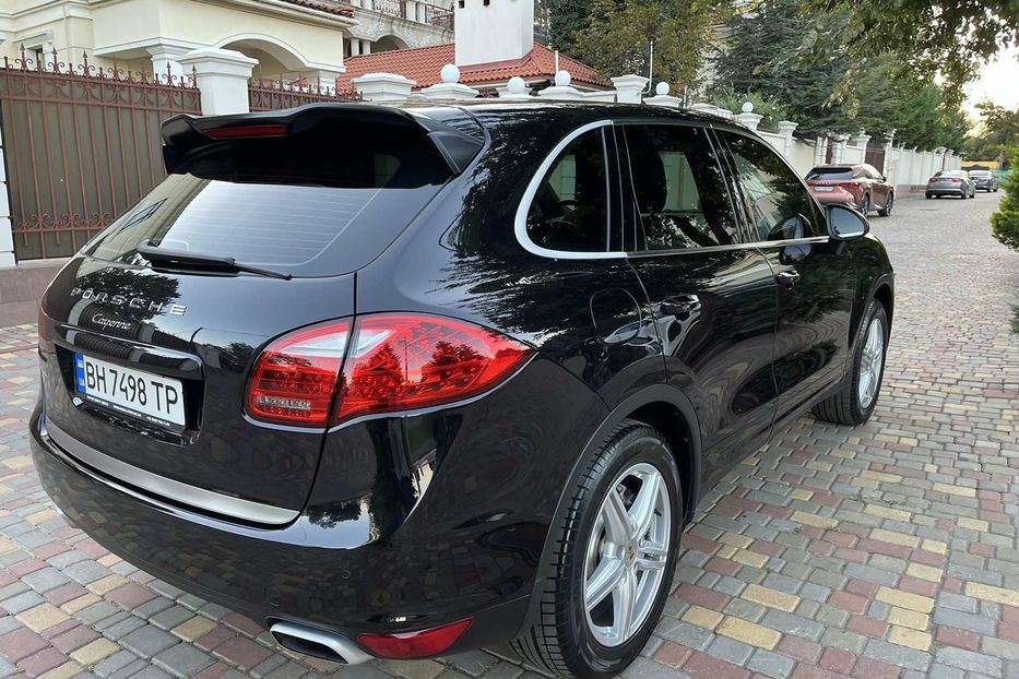 Продам Porsche Cayenne 2012 года в Одессе