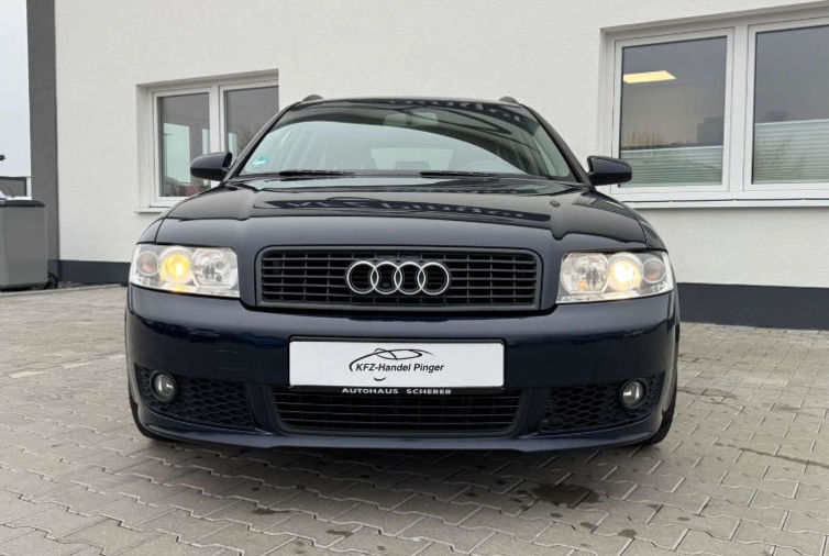 Продам Audi A4 2004 года в Киеве