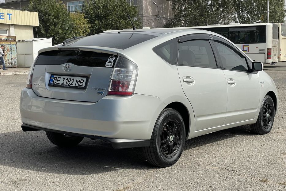 Продам Toyota Prius 2005 года в Николаеве