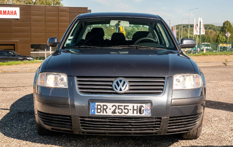 Продам Volkswagen Passat B5 2001 года в Киеве