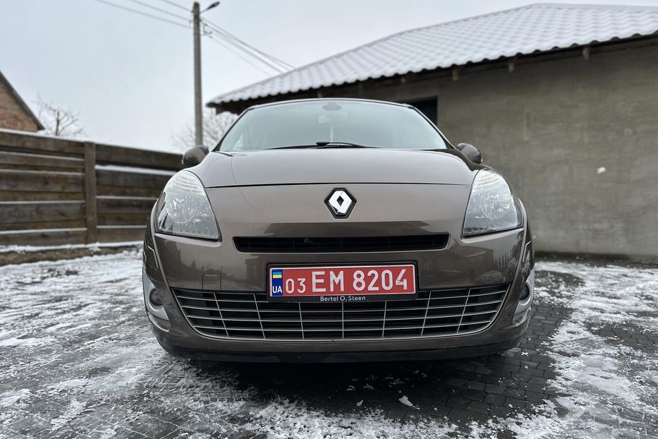 Продам Renault Grand Scenic 2012 года в Луцке