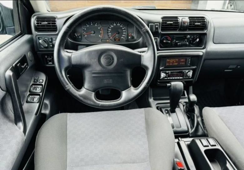 Продам Jeep Grand Cherokee 2005 года в Киеве