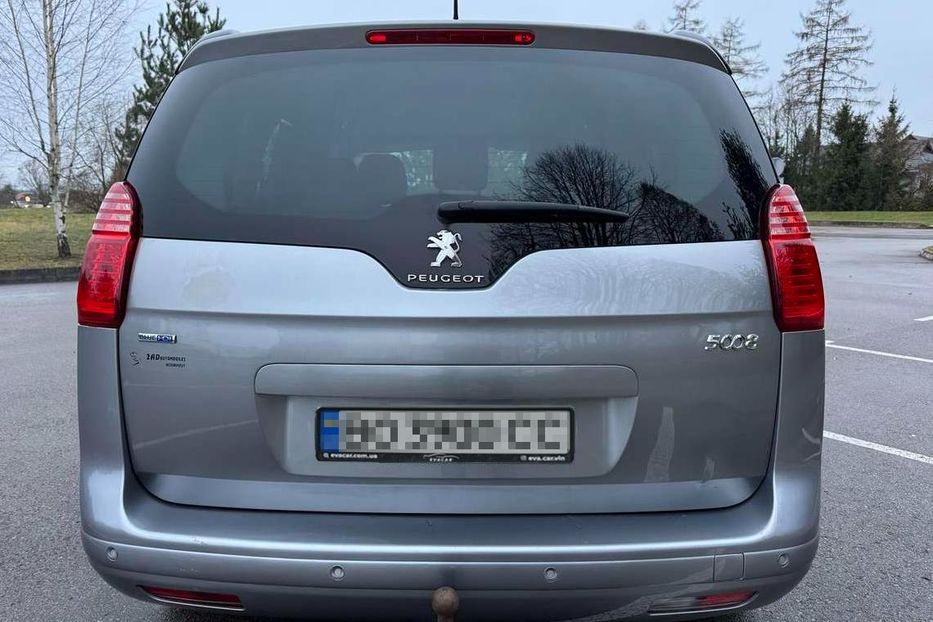 Продам Peugeot 5008 2016 года в Житомире