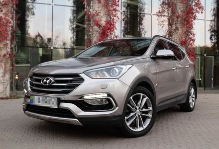 Продам Hyundai Santa FE 2016 года в Черкассах