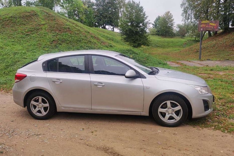 Продам Chevrolet Cruze 2014 года в Киеве