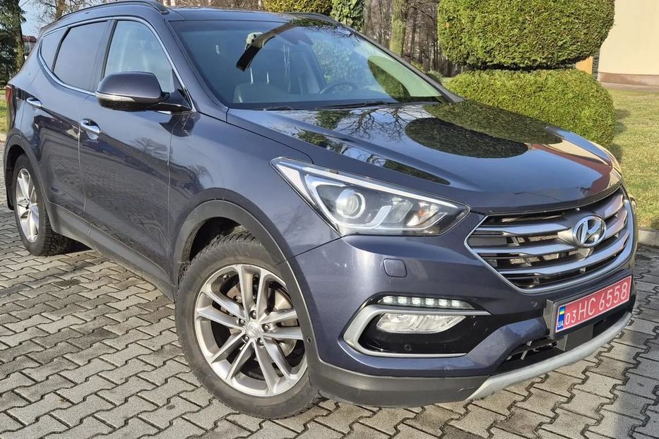 Продам Hyundai Santa FE 2017 года в Львове