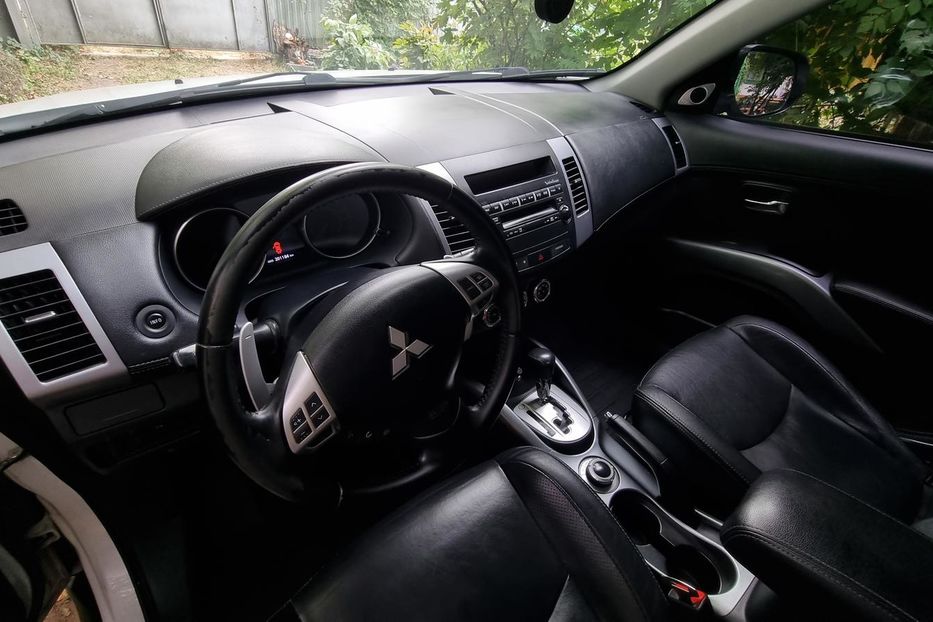 Продам Mitsubishi Outlander XL Рестайлінг 2010 года в Киеве