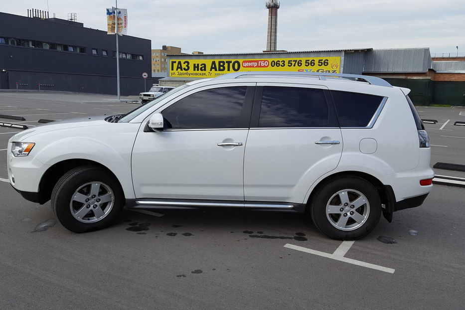 Продам Mitsubishi Outlander XL Рестайлінг 2010 года в Киеве