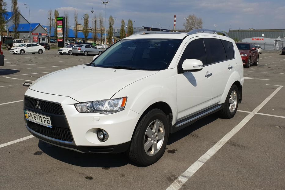 Продам Mitsubishi Outlander XL Рестайлінг 2010 года в Киеве