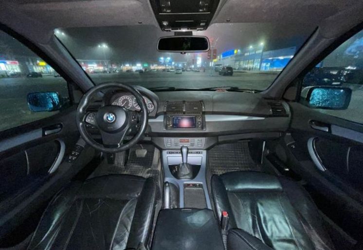 Продам BMW X5 2005 года в Харькове