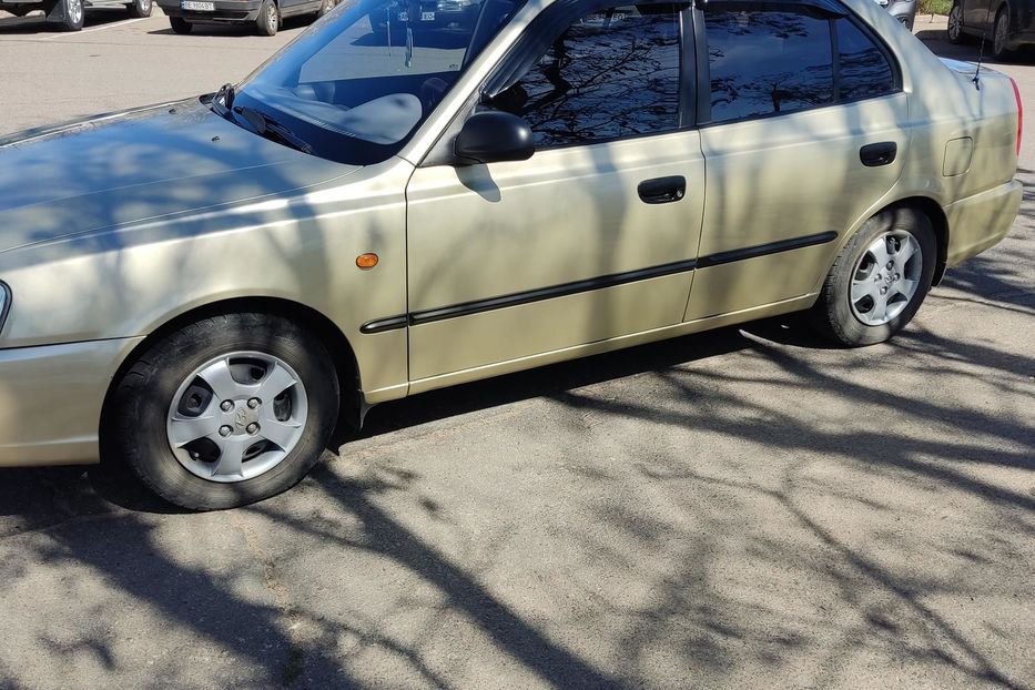 Продам Hyundai Accent  LСll поколения 2000 года в г. Южноукраинск, Николаевская область