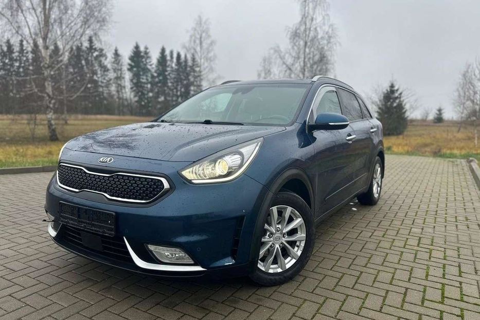 Продам Kia Niro 2016 года в Виннице